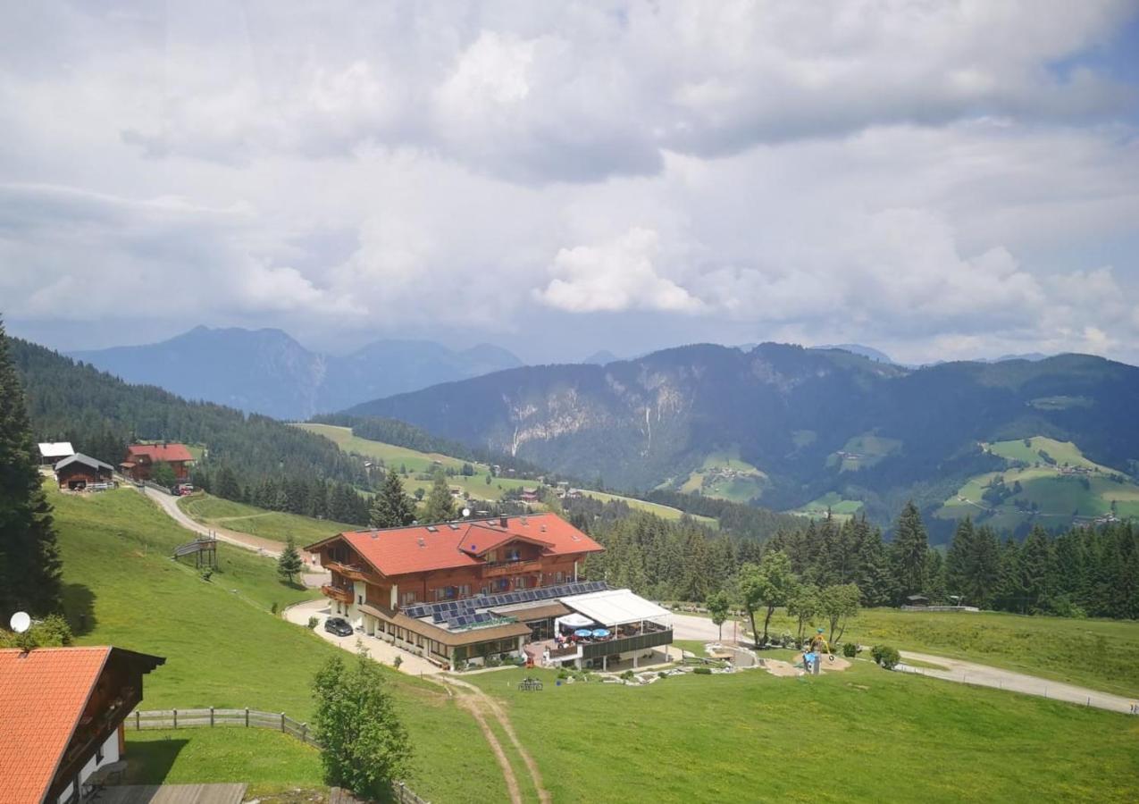 Berghaus Koglmoos Hotel Ауфах Екстериор снимка