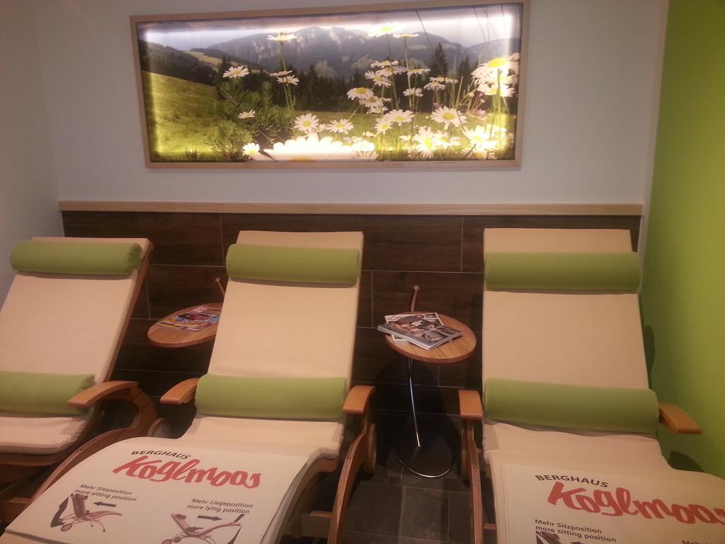 Berghaus Koglmoos Hotel Ауфах Екстериор снимка