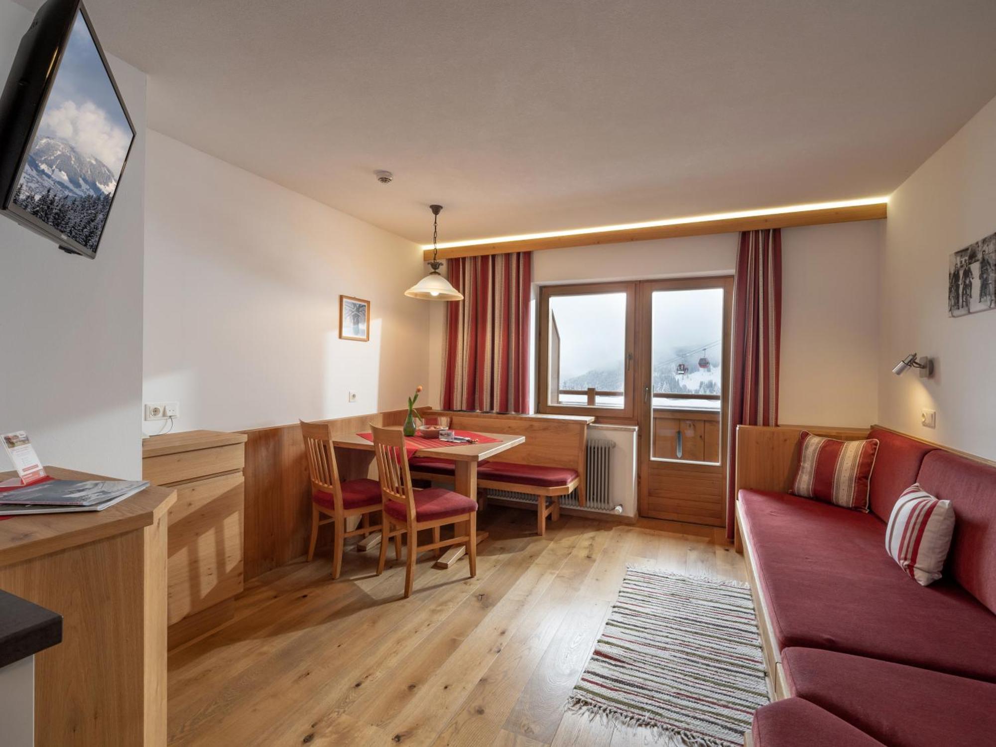 Berghaus Koglmoos Hotel Ауфах Екстериор снимка